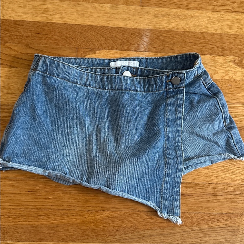 Chic Blue Denim Wrap Skort